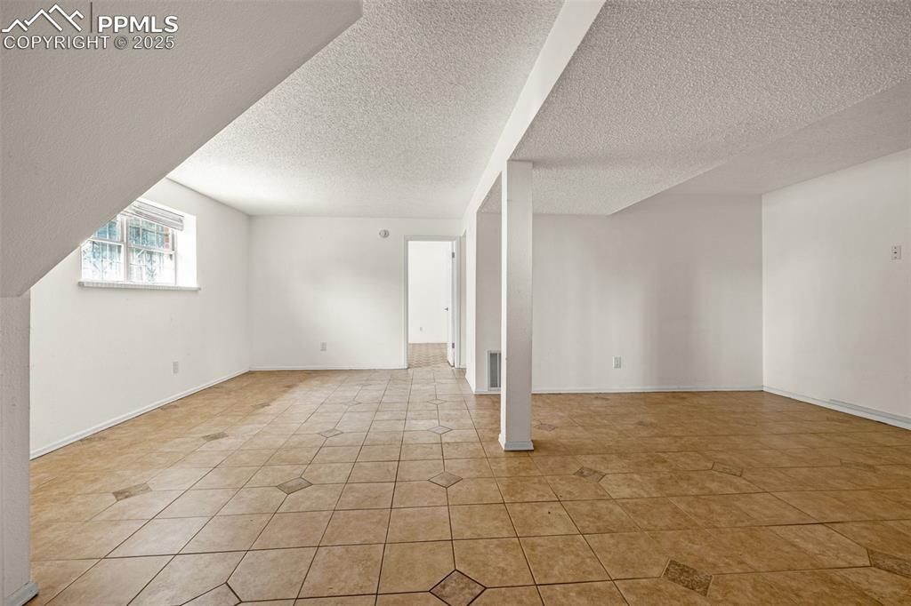 4470 Beaumont Road Colorado Springs CO 80916