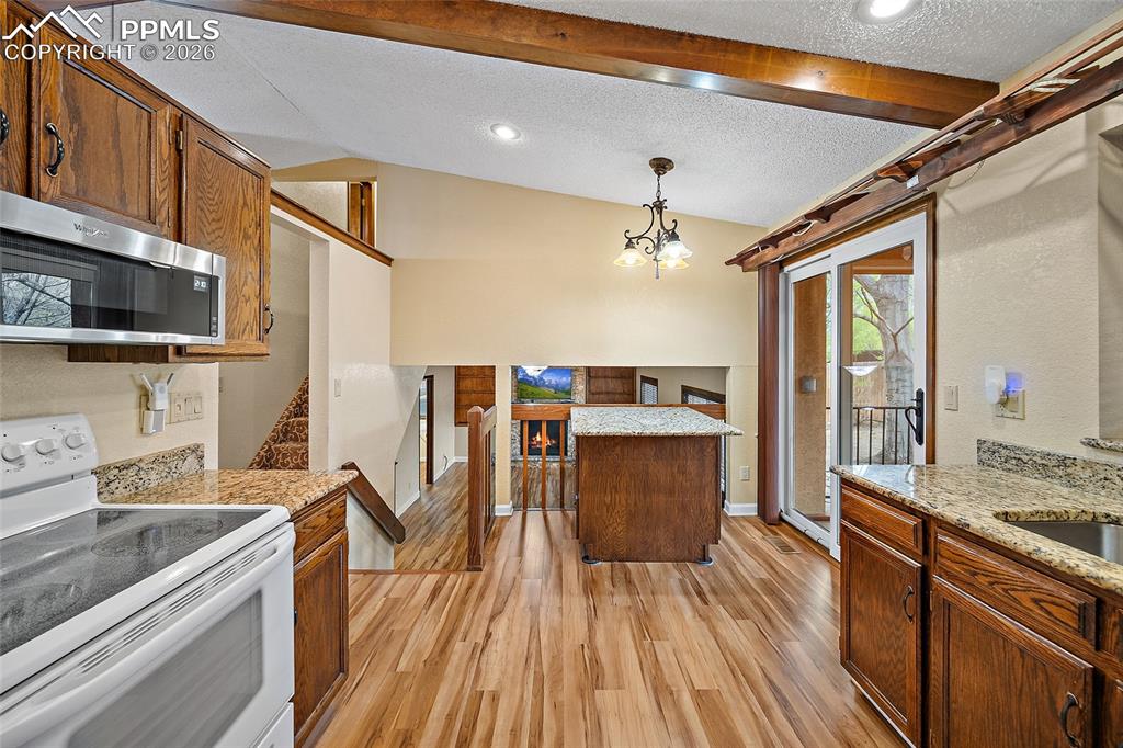 2420 Heatherdale Drive Colorado Springs CO 80915