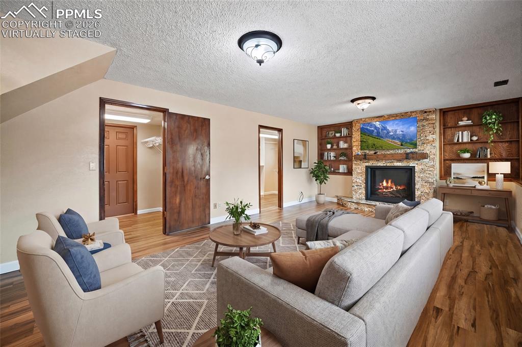 2420 Heatherdale Drive Colorado Springs CO 80915