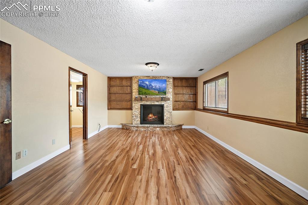 2420 Heatherdale Drive Colorado Springs CO 80915