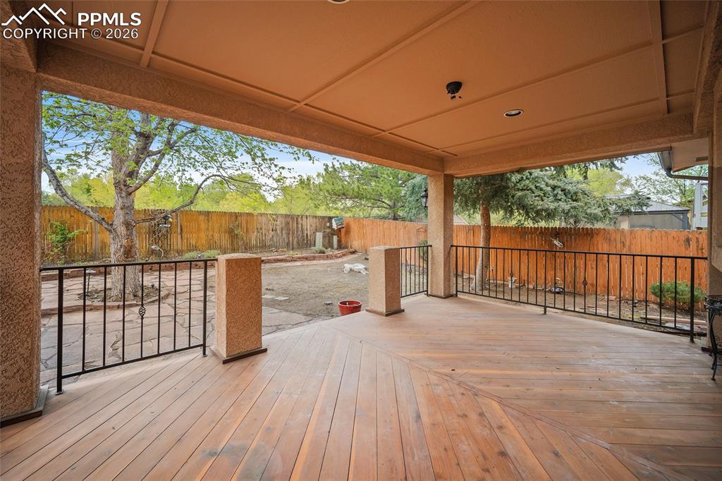 2420 Heatherdale Drive Colorado Springs CO 80915