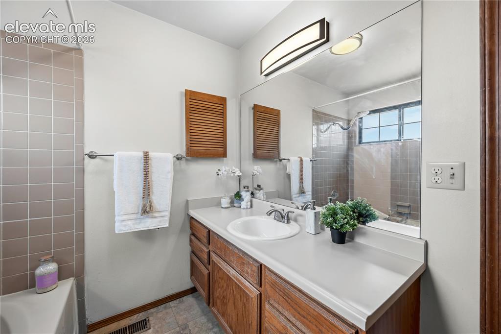 3215 Bunker Hill Drive Colorado Springs CO 80920