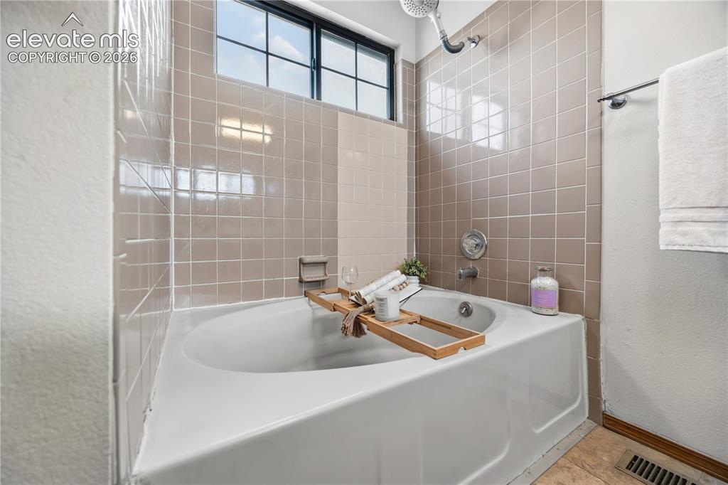 3215 Bunker Hill Drive Colorado Springs CO 80920