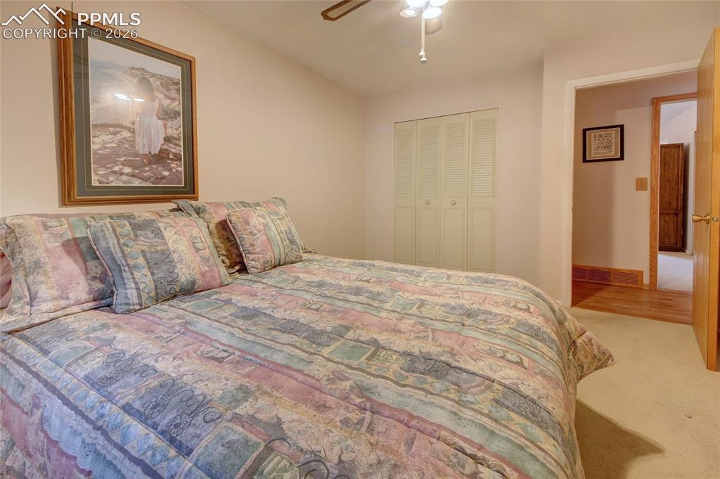 1126 Moffat Circle Colorado Springs CO 80915