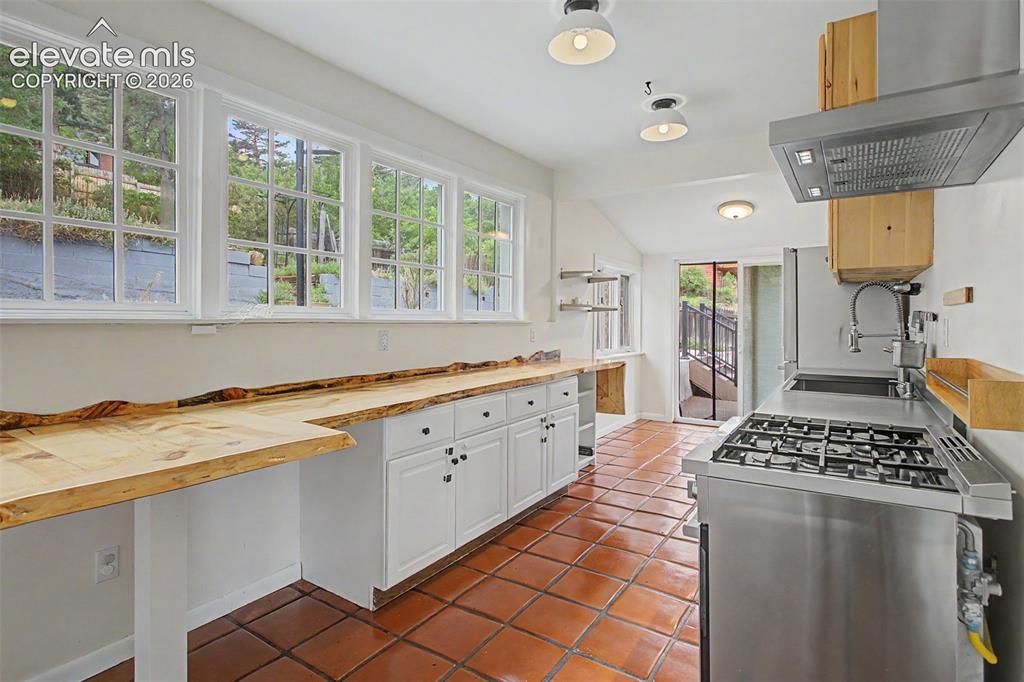 917 Midland Avenue Manitou Springs CO 80829