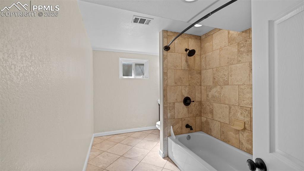 1523 Saratoga Drive Colorado Springs CO 80910