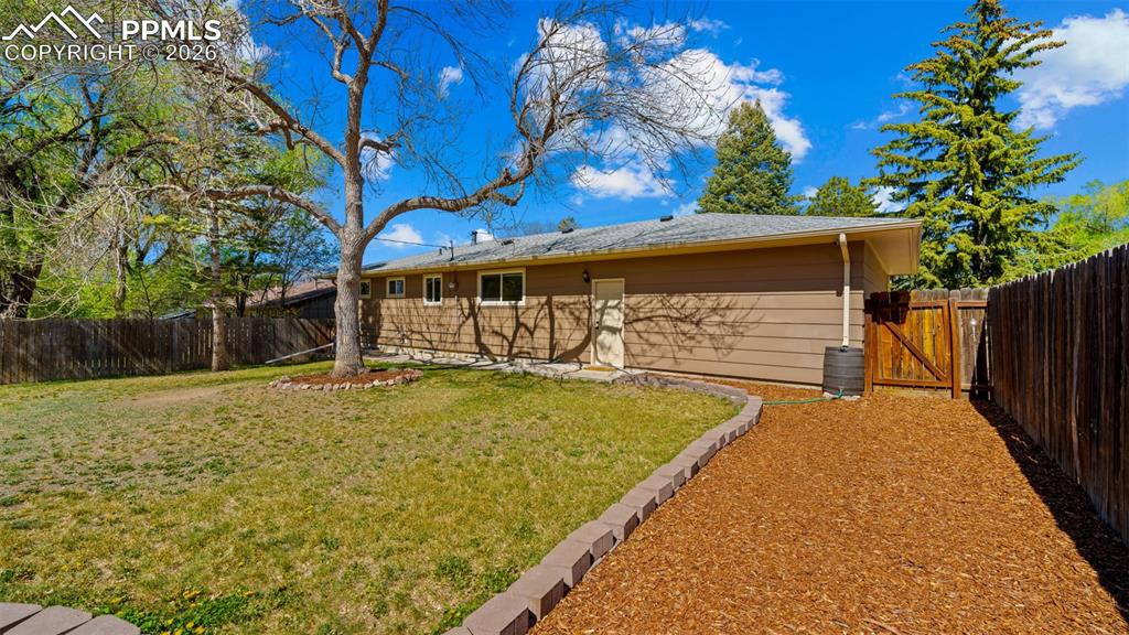 1523 Saratoga Drive Colorado Springs CO 80910