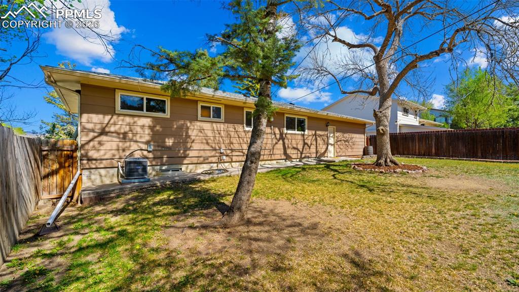 1523 Saratoga Drive Colorado Springs CO 80910