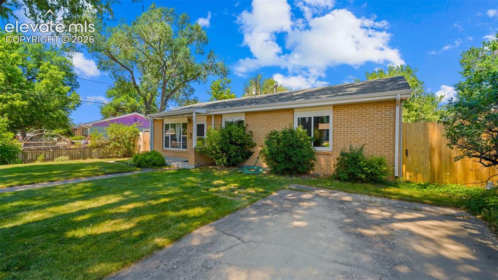 3202 Poinsetta Drive Colorado Springs CO 80907