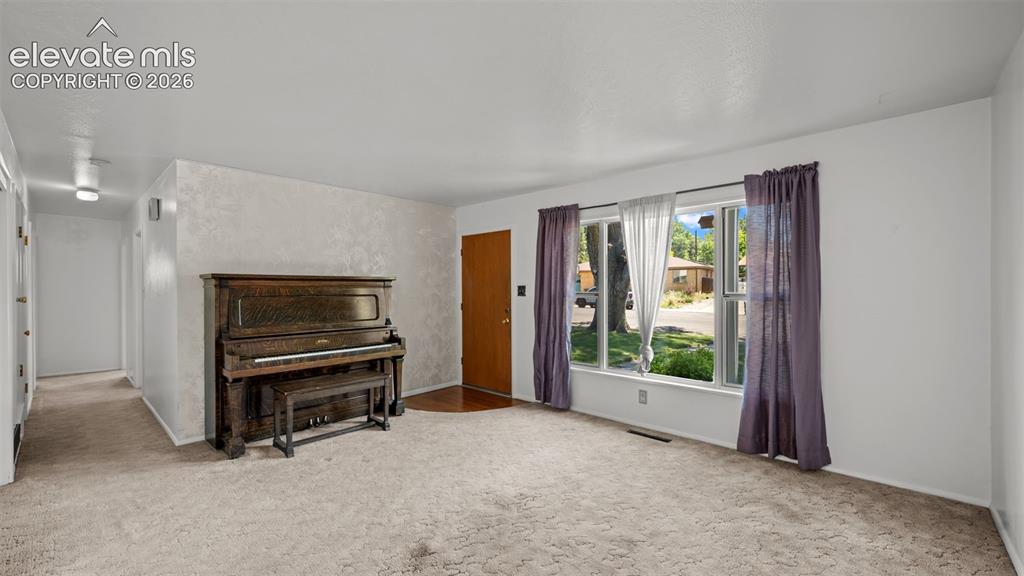 3202 Poinsetta Drive Colorado Springs CO 80907