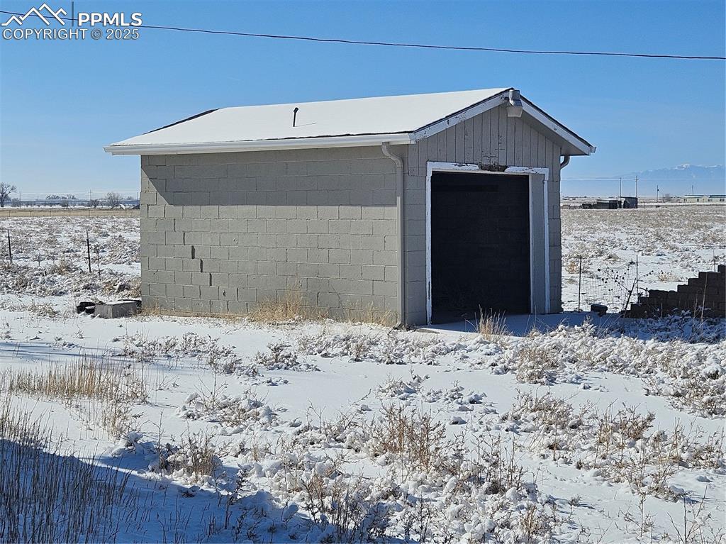 40444 Bush Road Avondale CO 81022