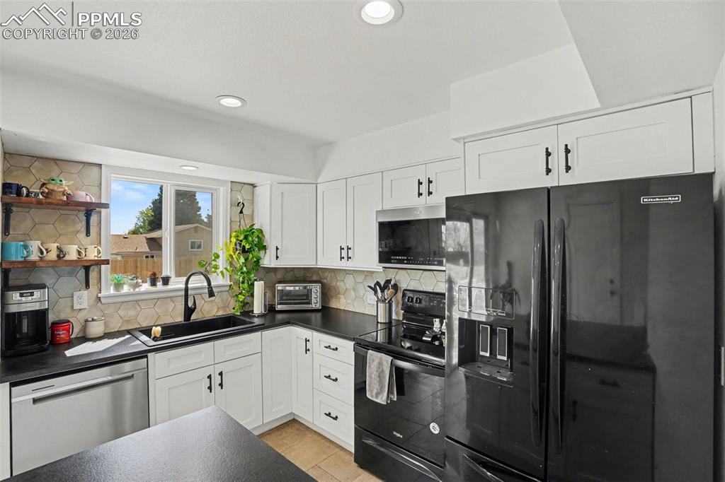 6711 Noble Street Colorado Springs CO 80915