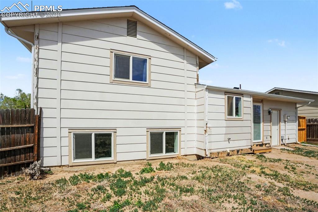 6711 Noble Street Colorado Springs CO 80915