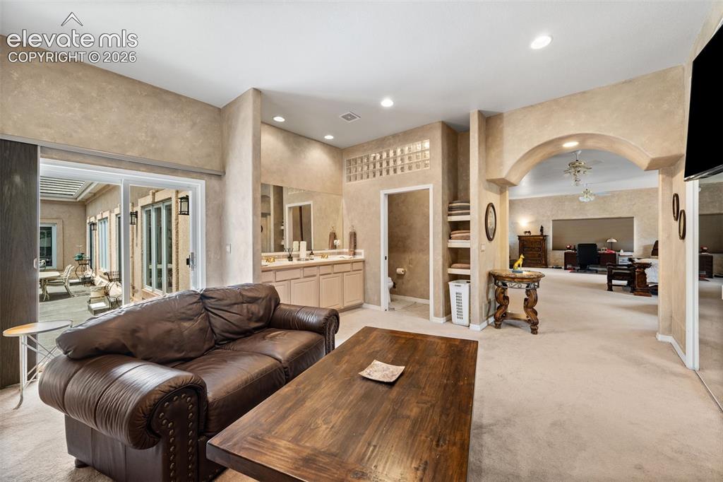 3925 Hill Circle Colorado Springs CO 80904