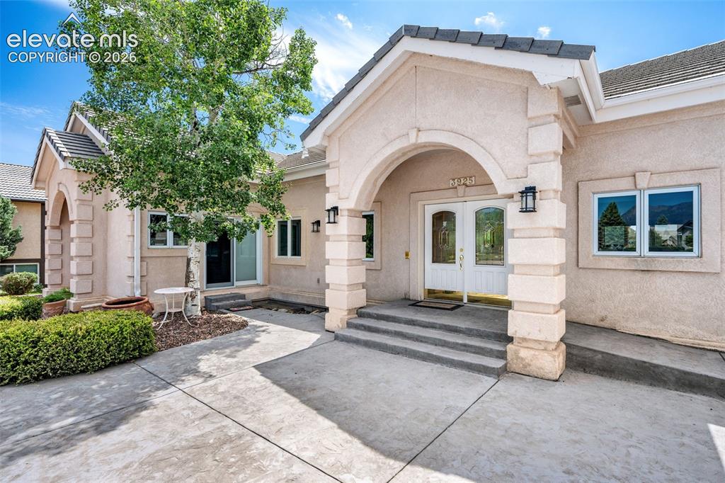 3925 Hill Circle Colorado Springs CO 80904