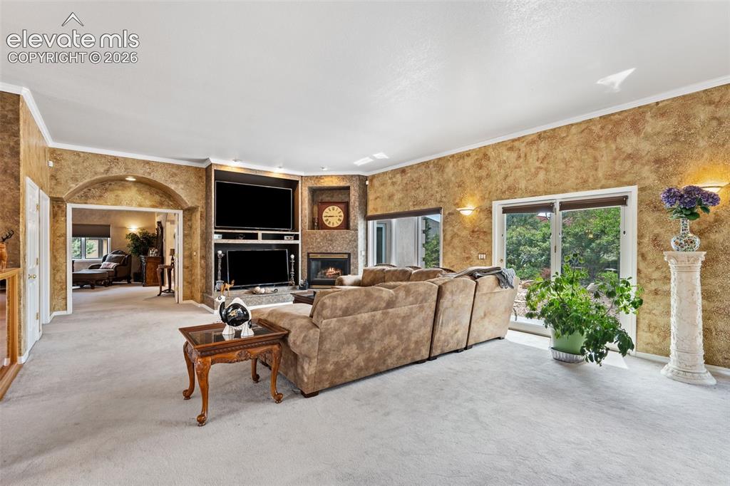 3925 Hill Circle Colorado Springs CO 80904