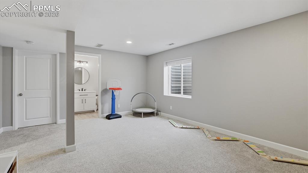 2281 St James Drive Colorado Springs CO 80910