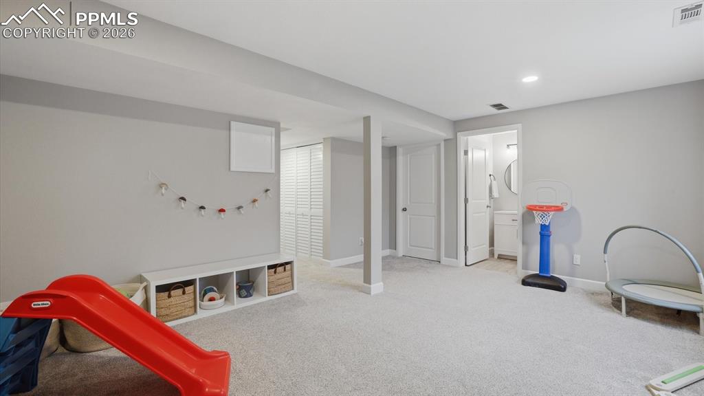 2281 St James Drive Colorado Springs CO 80910