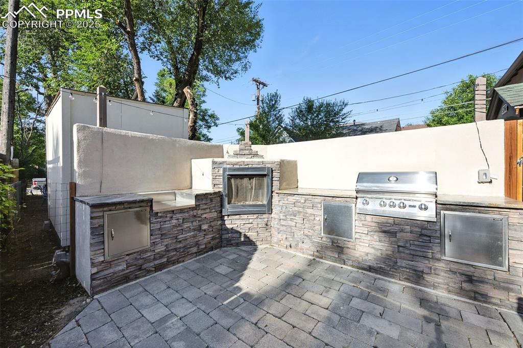 516 E Cache La Poudre Street Colorado Springs CO 80903