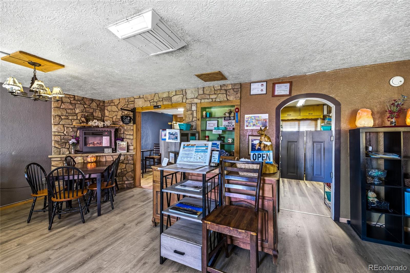 1047 N 1st Street Montrose CO 81401