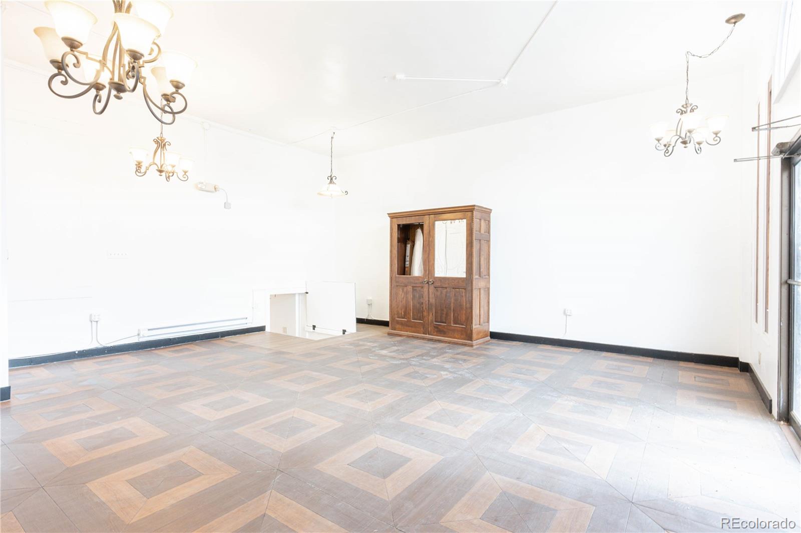 3933 W Colfax Avenue Denver CO 80204