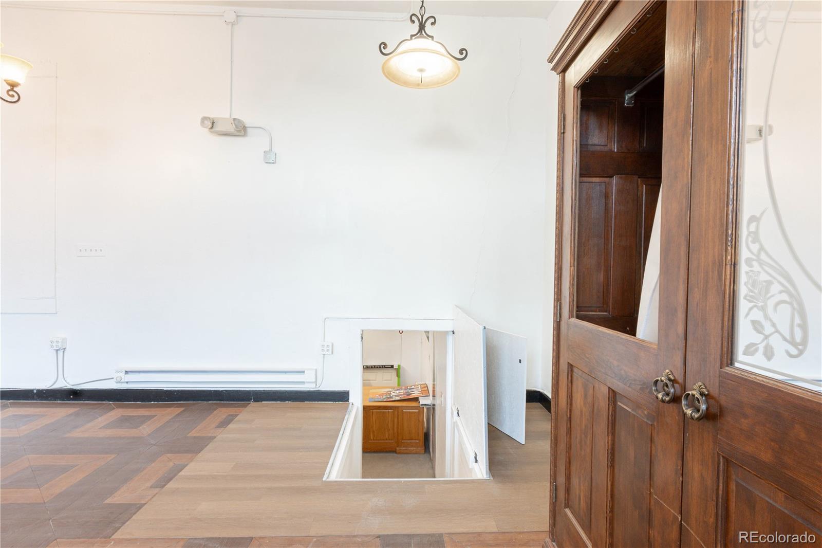 3933 W Colfax Avenue Denver CO 80204