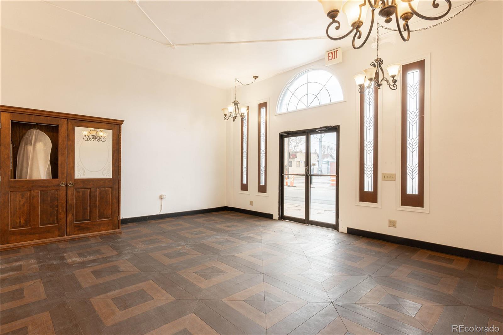 3933 W Colfax Avenue Denver CO 80204