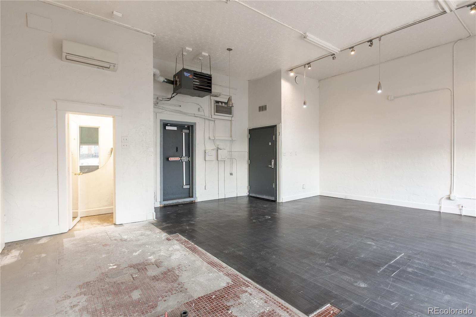 3933 W Colfax Avenue Denver CO 80204