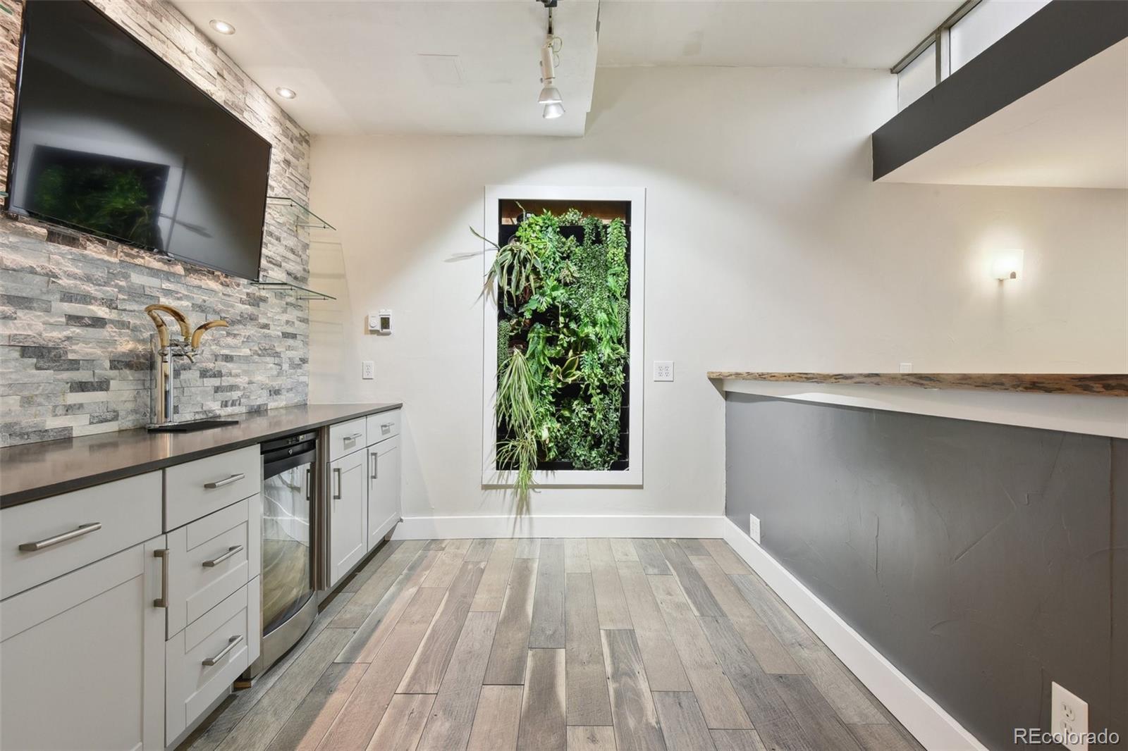 2 Adams Street Denver CO 80206