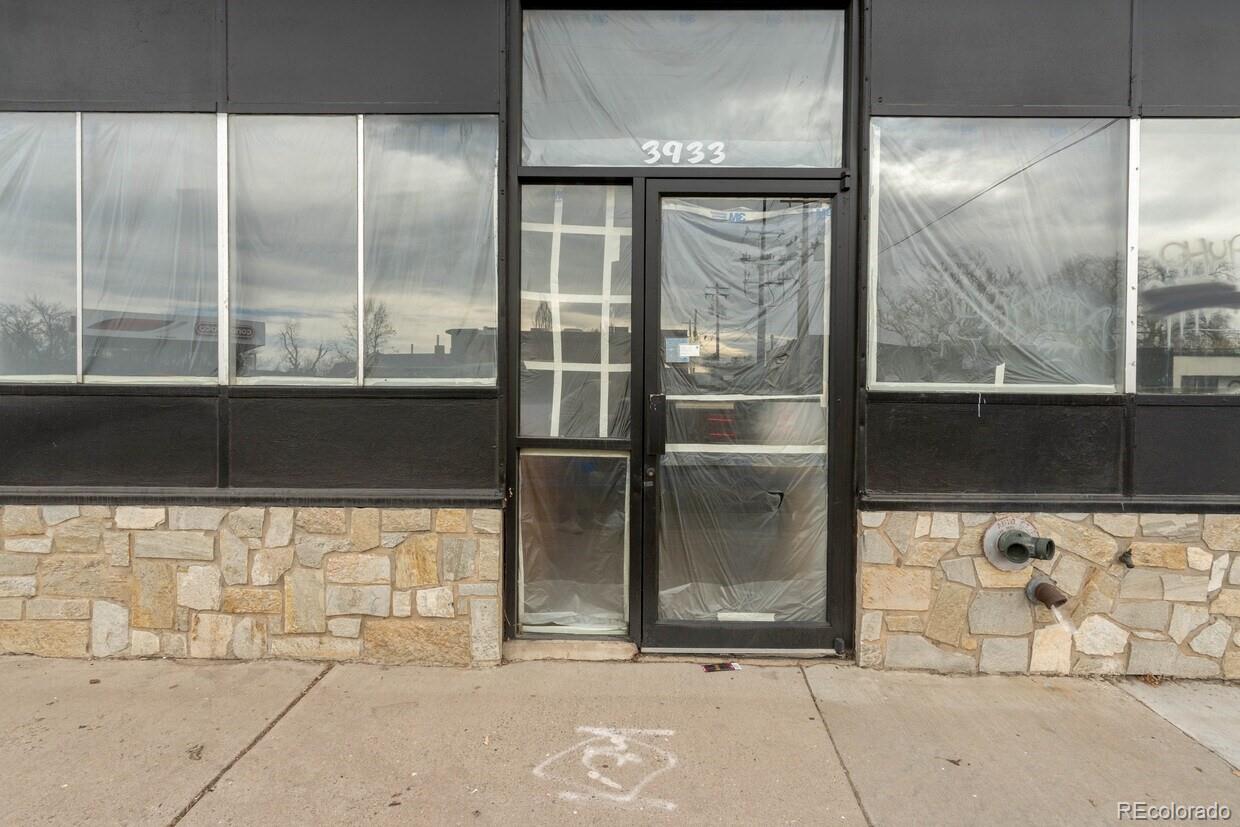 3935 W Colfax Avenue Denver CO 80204
