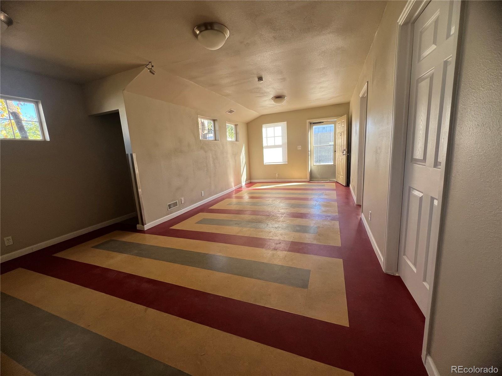 4145 Jackson Street Denver CO 80216