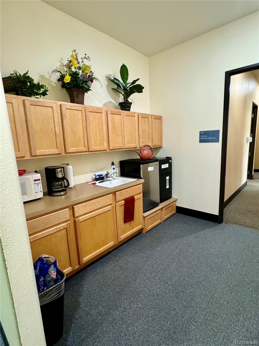 10390 Bradford Road Littleton CO 80127