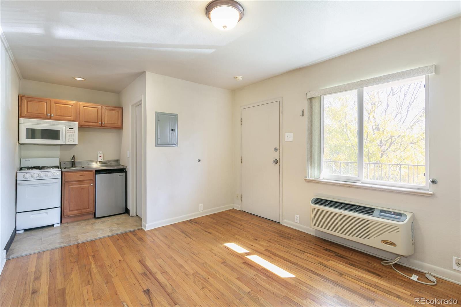 901 Jasmine Street Denver CO 80220