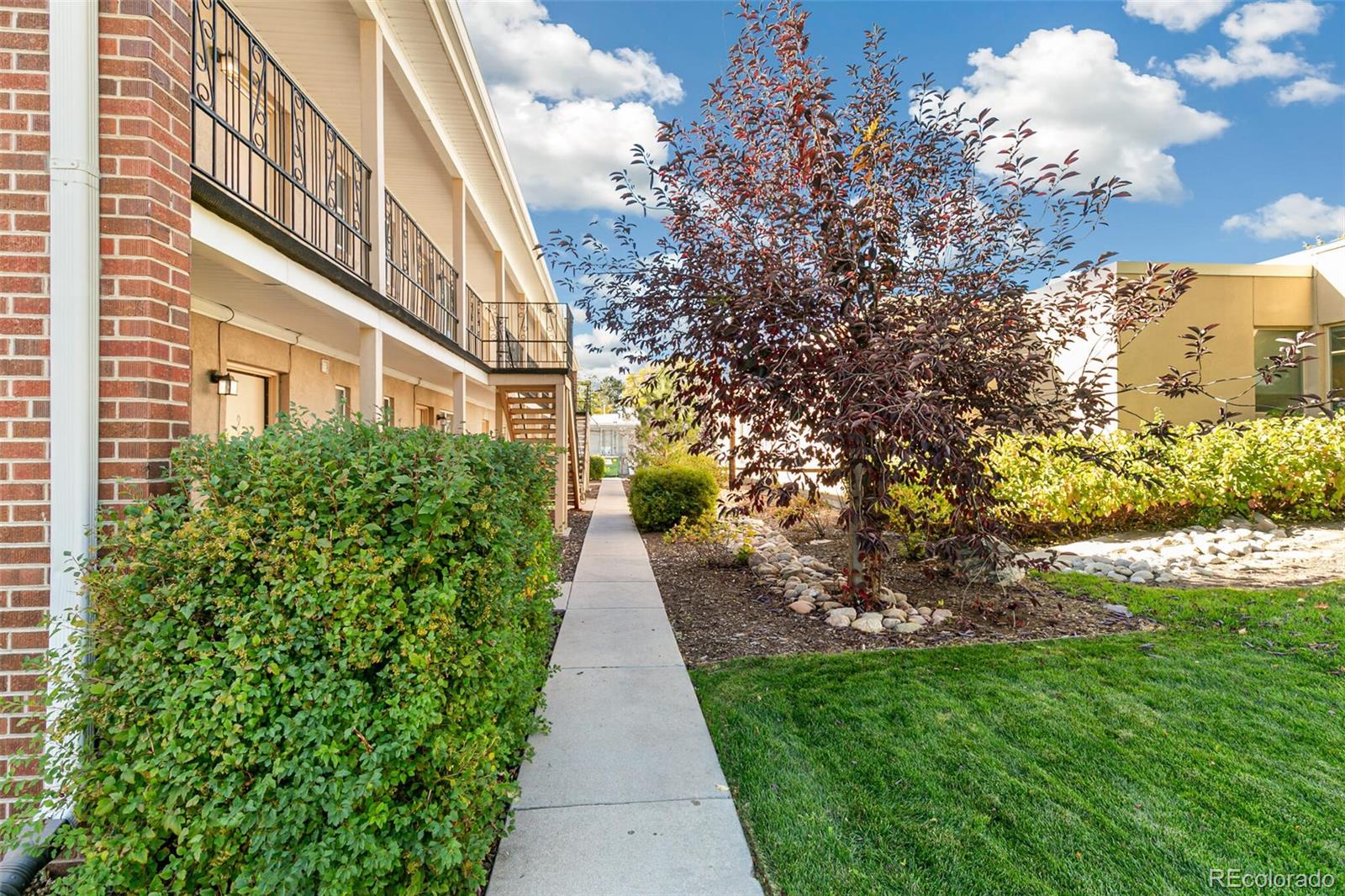 901 Jasmine Street Denver CO 80220