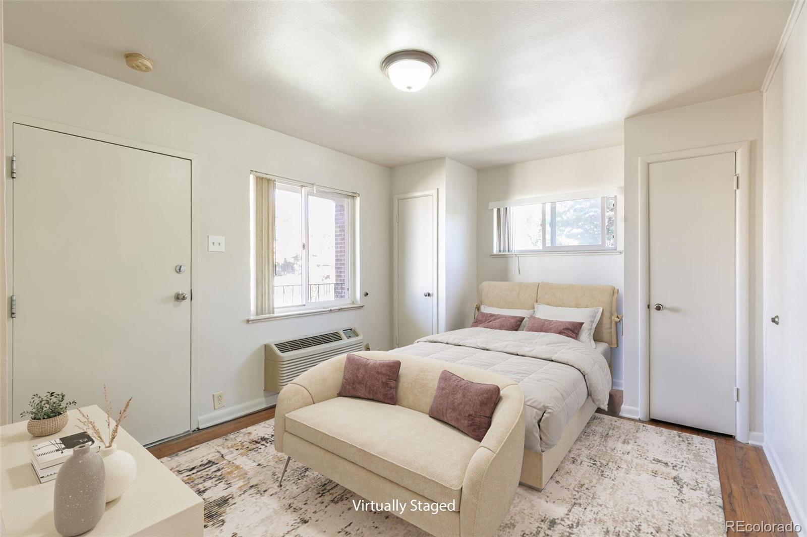 901 Jasmine Street Denver CO 80220