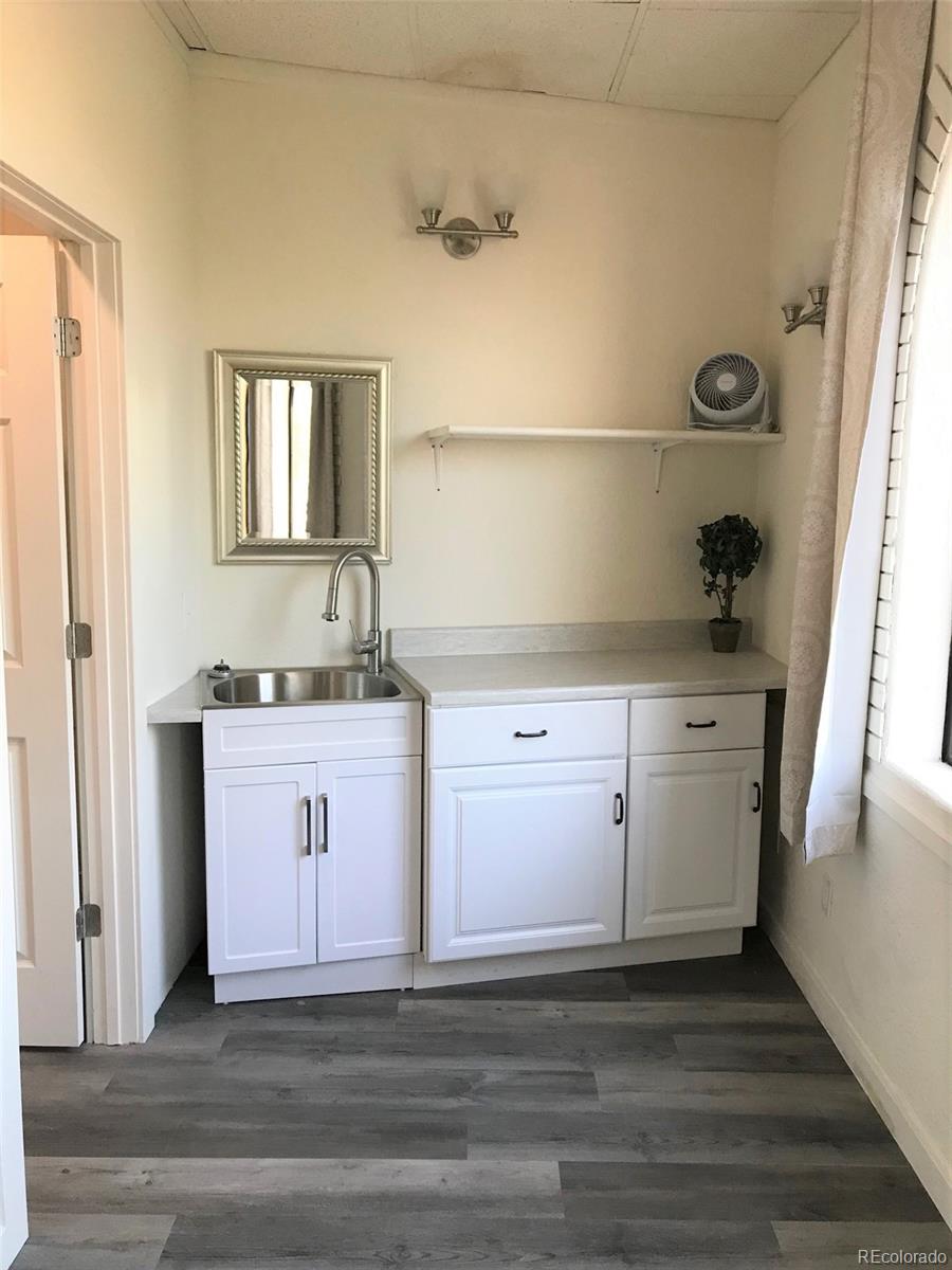 147 E Main Street Montrose CO 81401