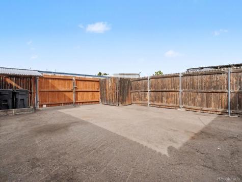 422 Norfolk Street Aurora CO 80011