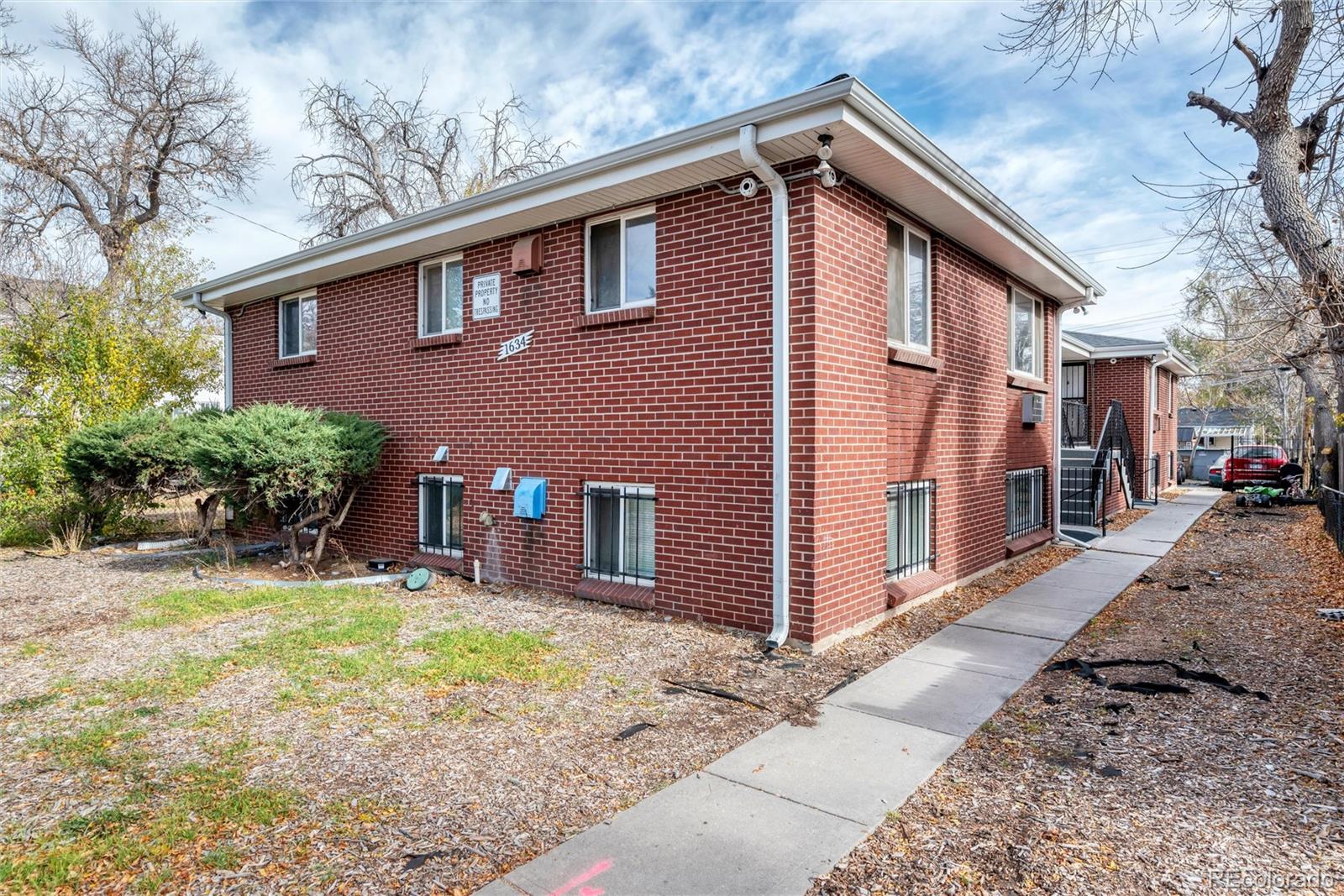 1634 Boston Street Aurora CO 80010