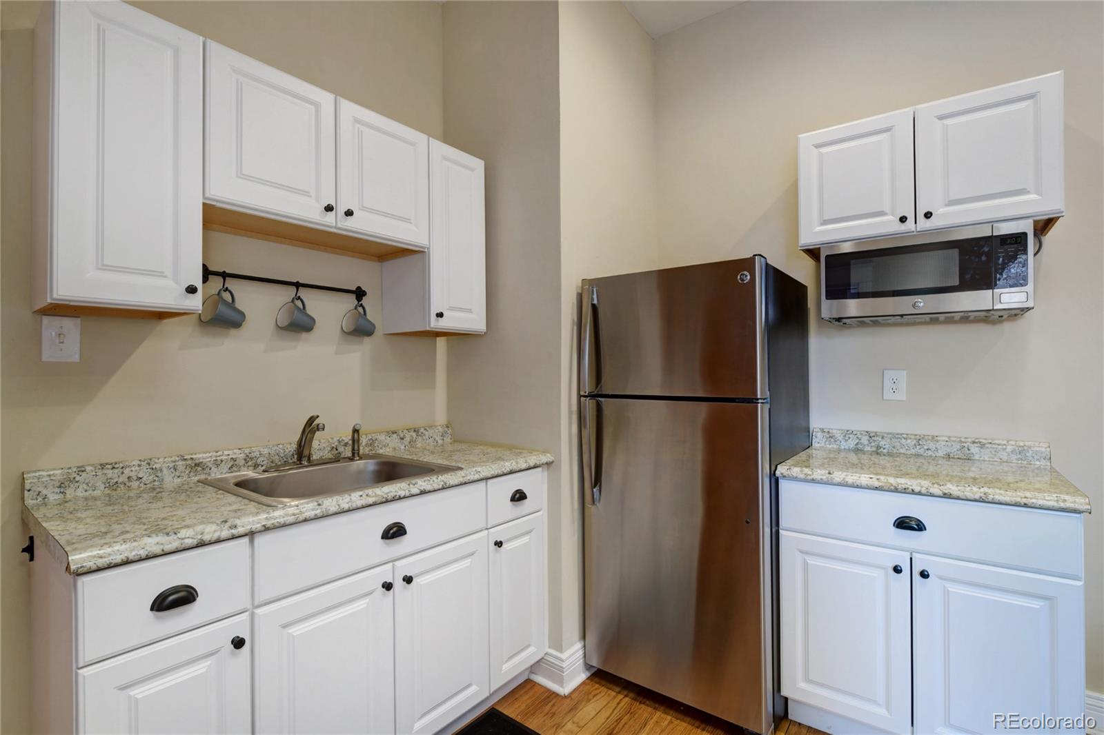 2043 York Street Denver CO 80205