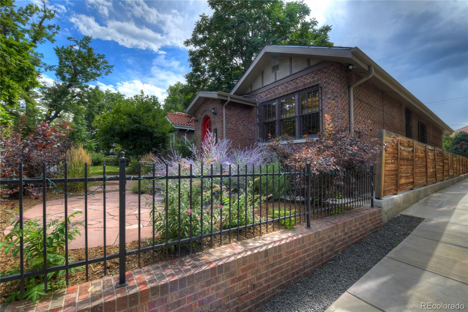 2043 York Street Denver CO 80205