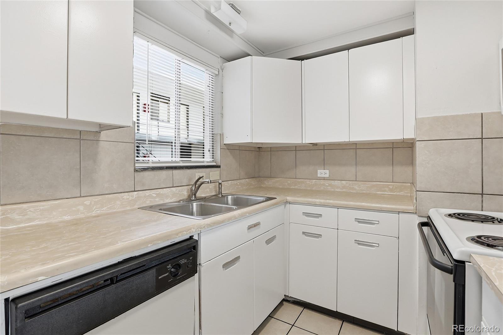 1045 Balsam Street Lakewood CO 80214