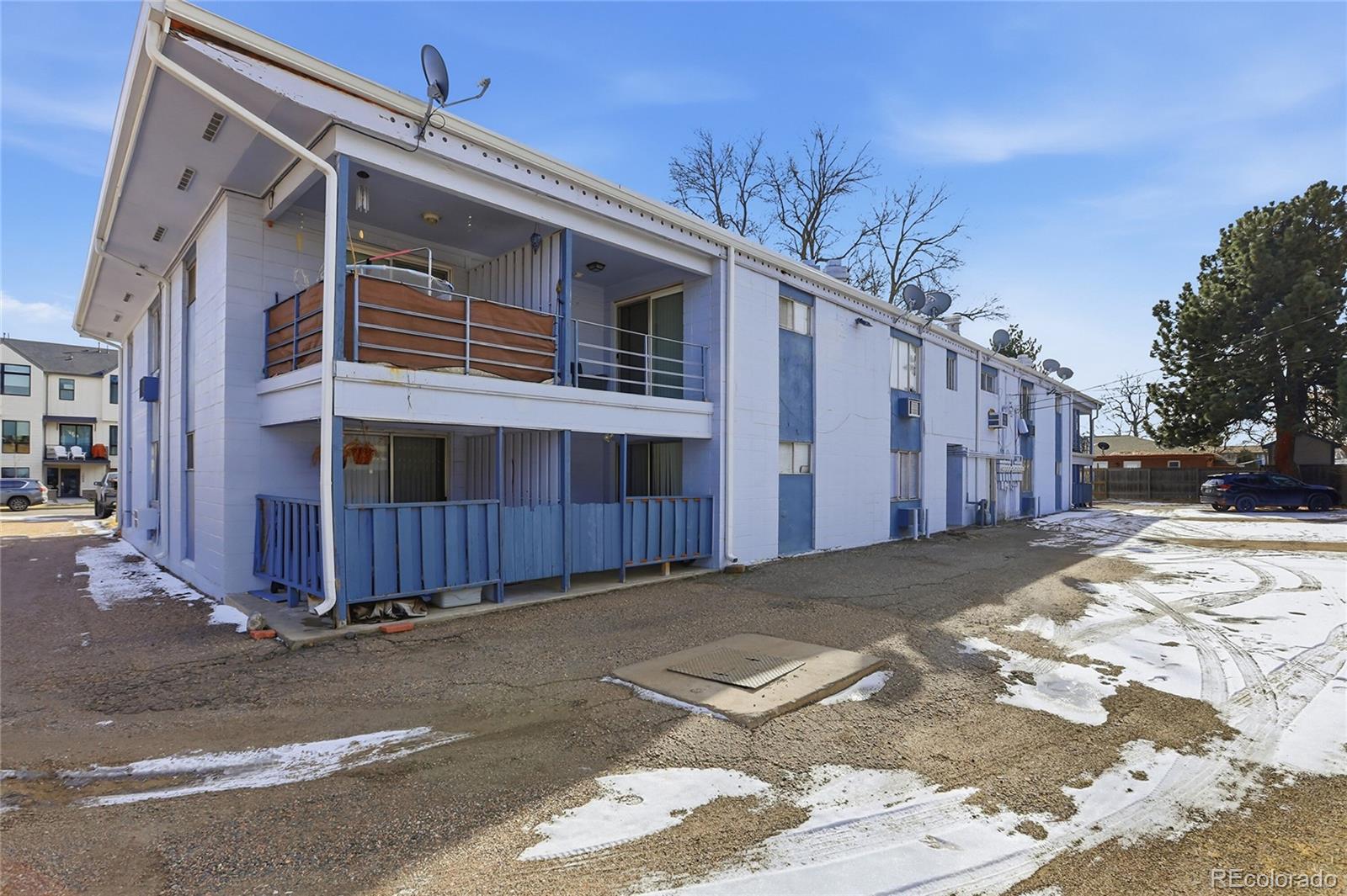 1045 Balsam Street Lakewood CO 80214