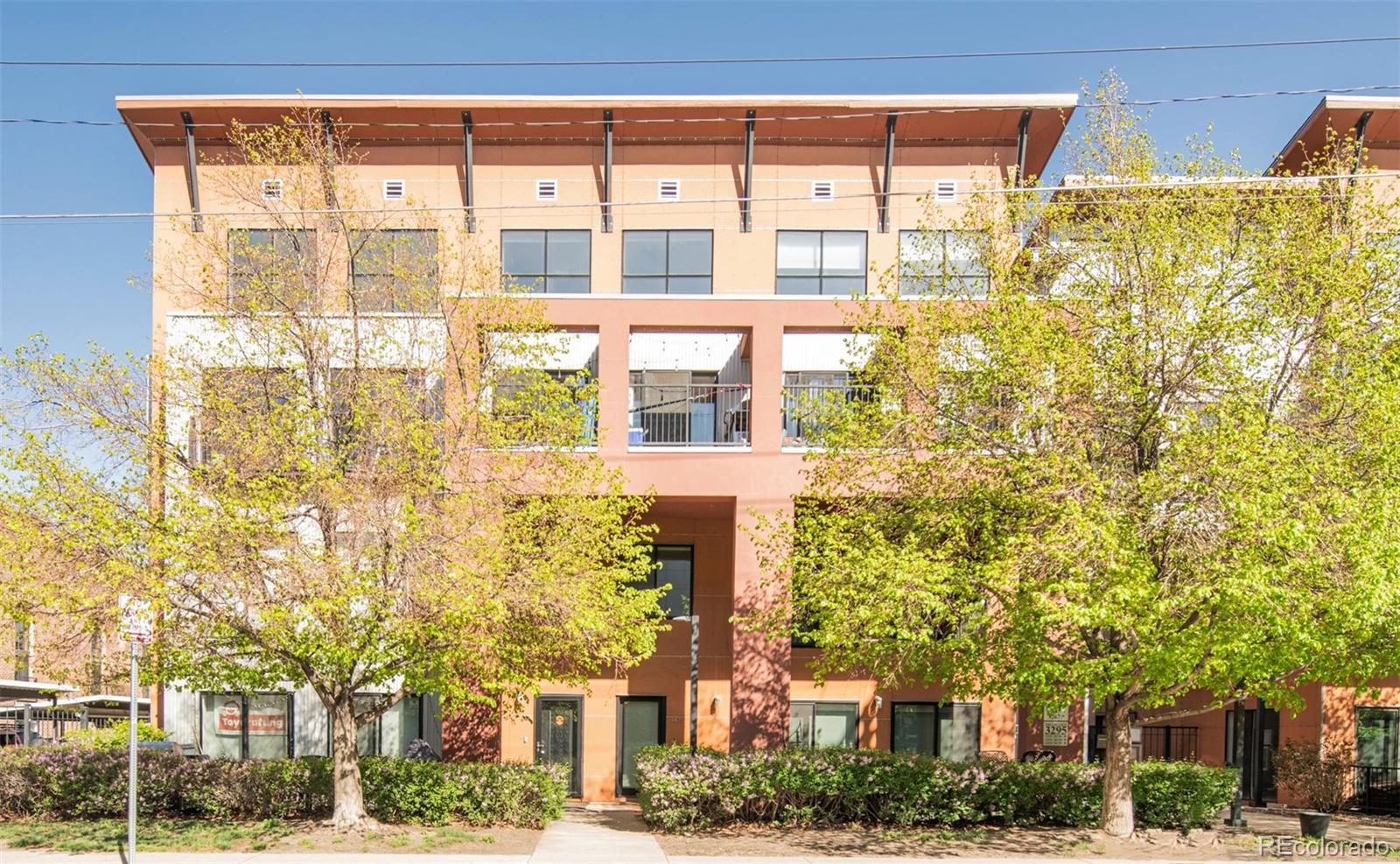 3295 Blake Street Denver CO 80205