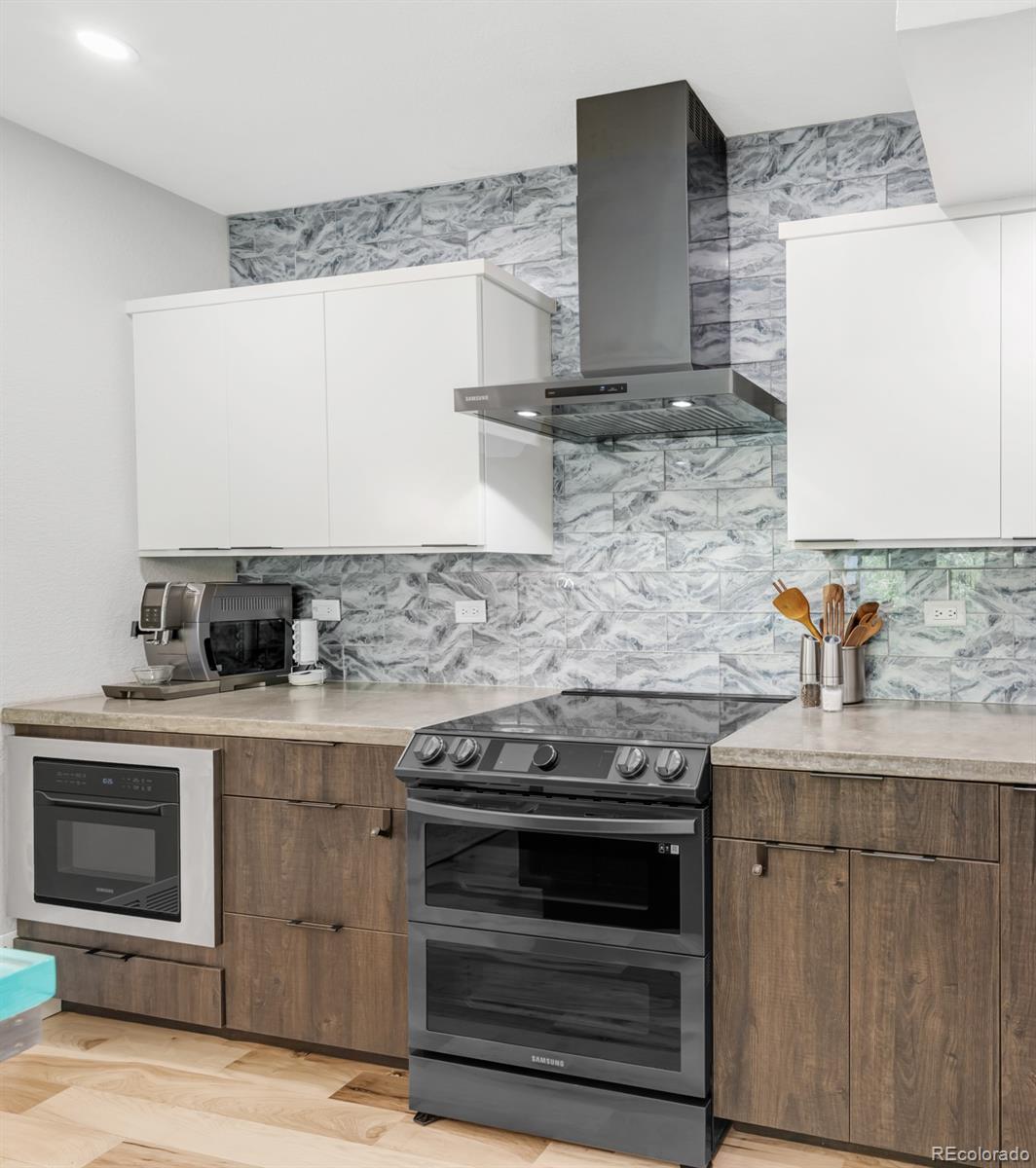 3295 Blake Street Denver CO 80205