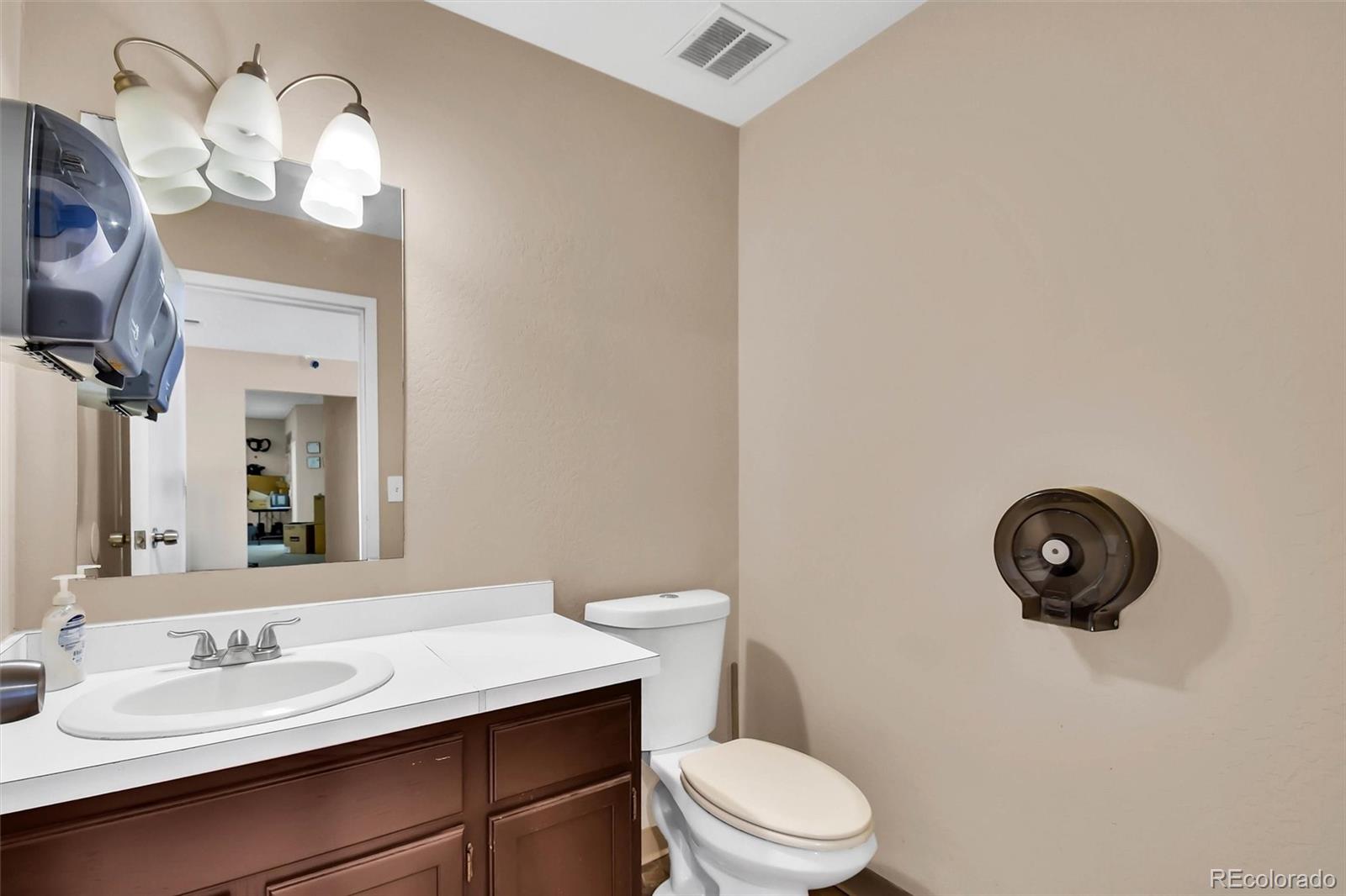 4995 Monaco Street Commerce City CO 80022