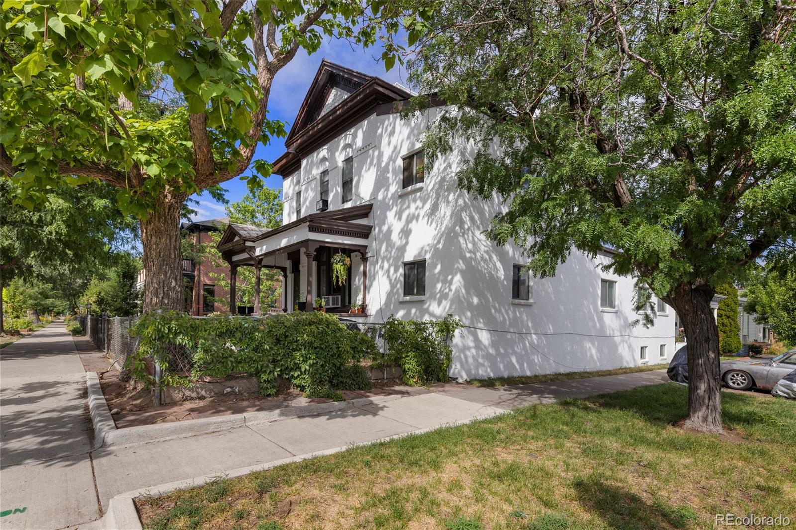 2663 Curtis Street Denver CO 80205