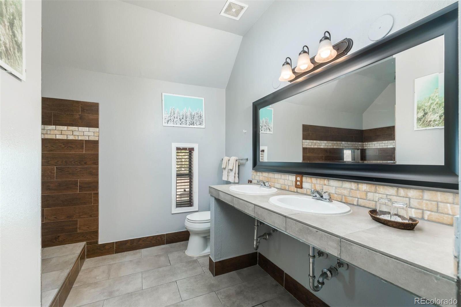 2147 Tremont Place Denver CO 80205