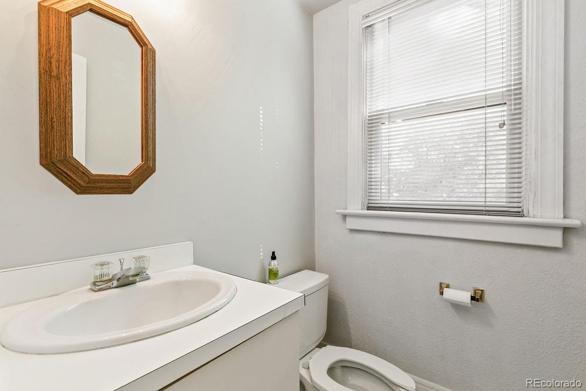 814-818 E 19th Avenue Denver CO 80218