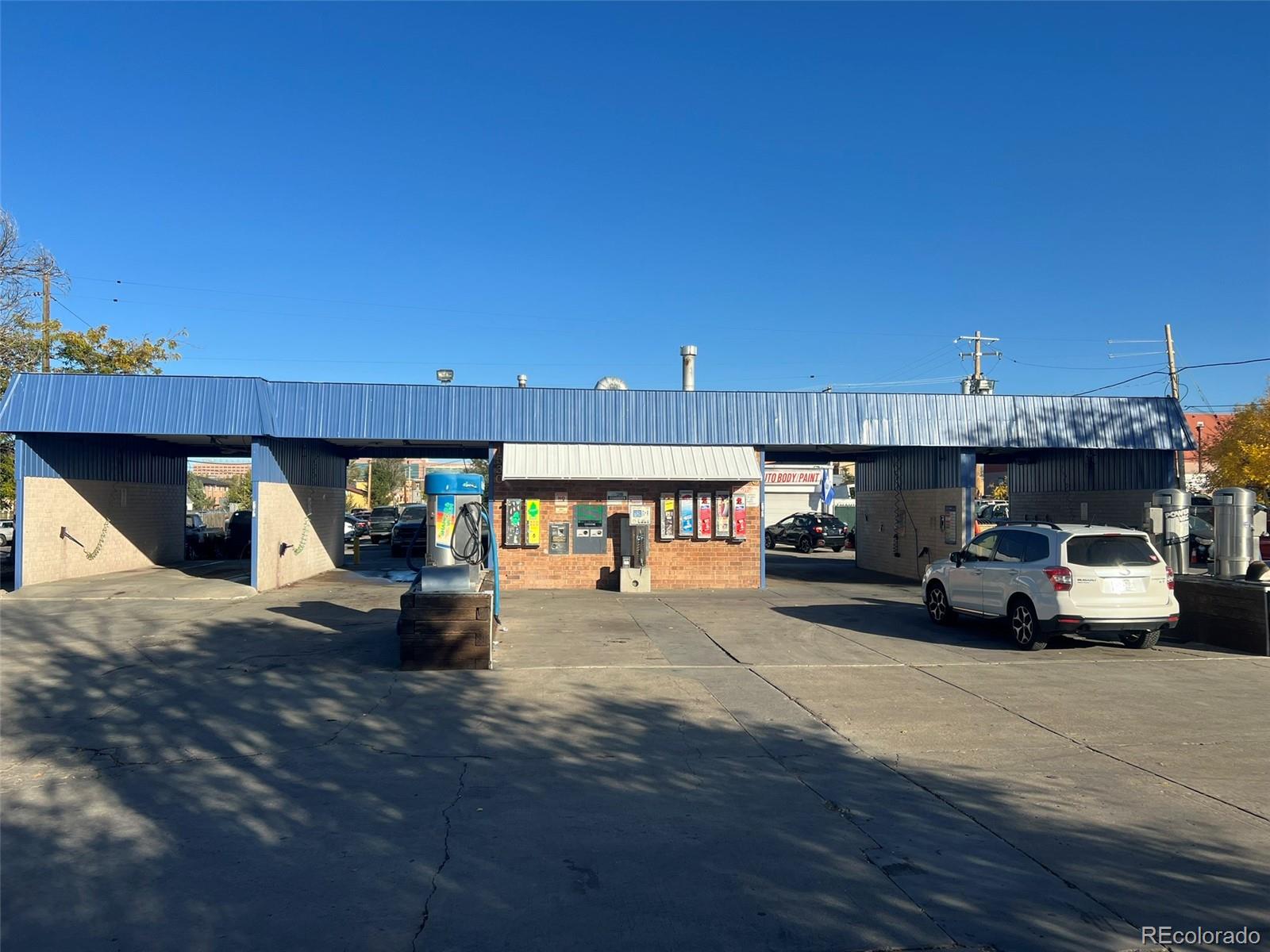 1530 Kingston Street Aurora CO 80010