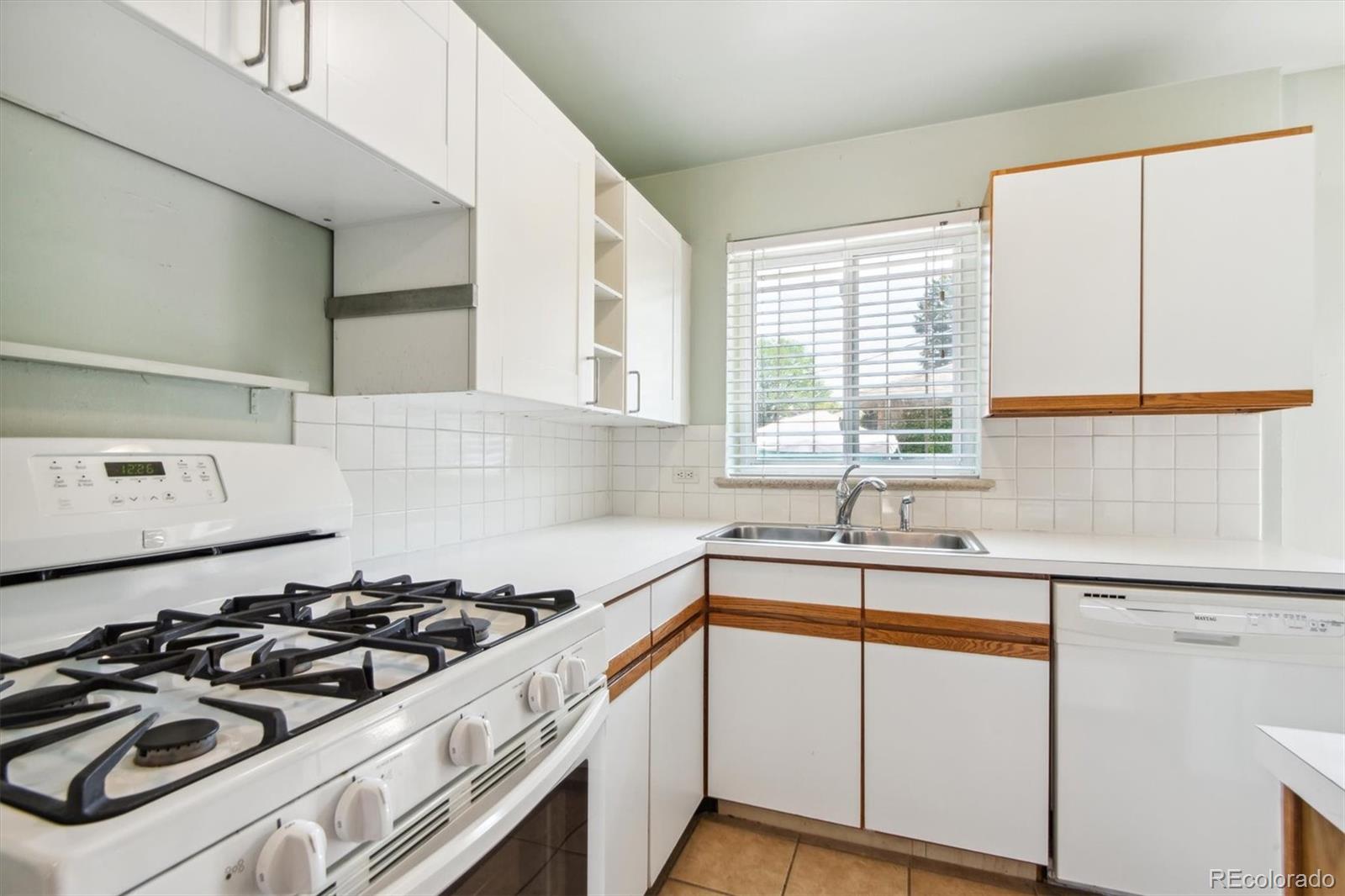 4805 E Severn Place Denver CO 80220